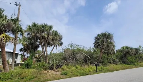 18562 Ashcroft Circle Port Charlotte FL 33948