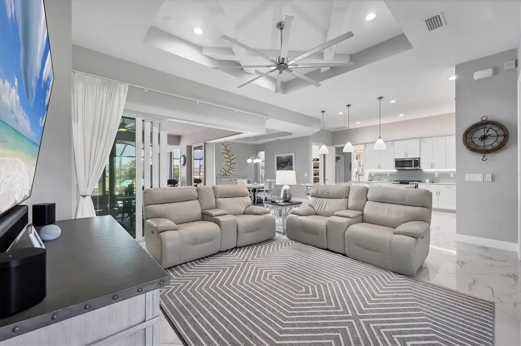 226 W Pine Valley Lane Rotonda West FL 33947