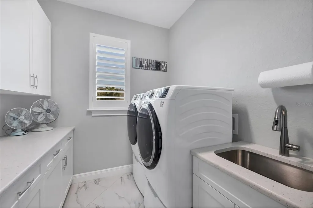 226 W Pine Valley Lane Rotonda West FL 33947