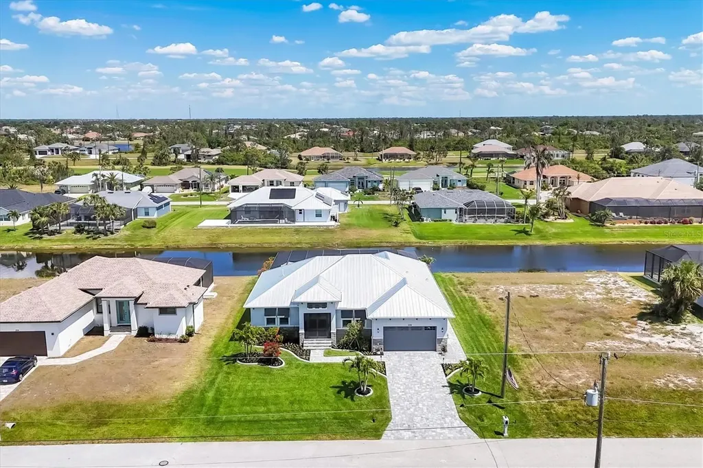 226 W Pine Valley Lane Rotonda West FL 33947