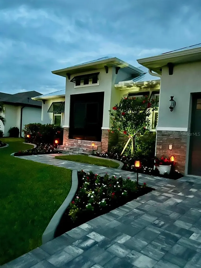 226 W Pine Valley Lane Rotonda West FL 33947