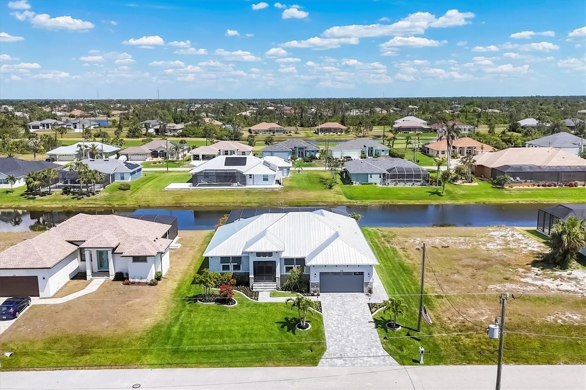 226 W Pine Valley Lane Rotonda West FL 33947