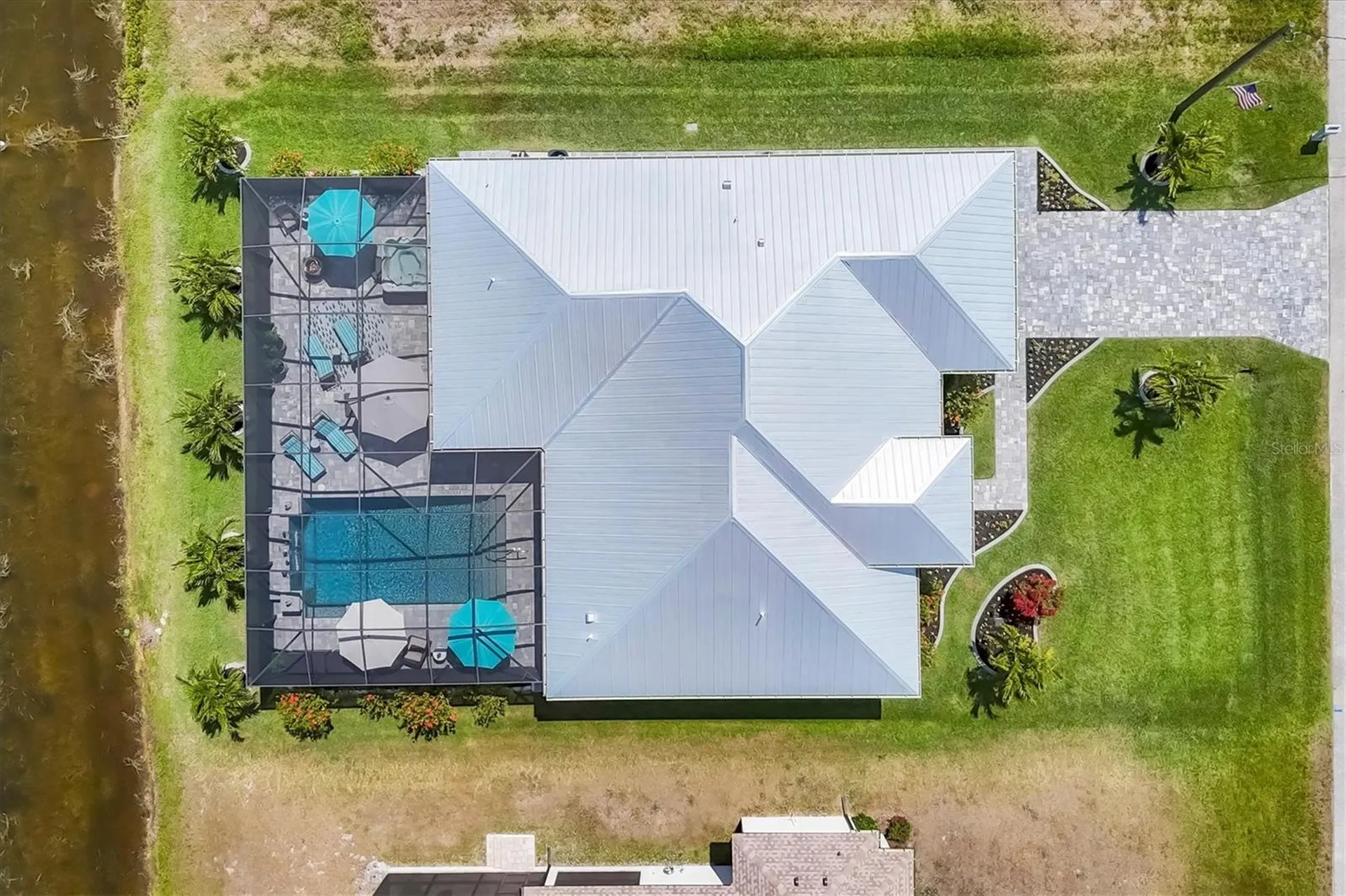 226 W Pine Valley Lane Rotonda West FL 33947