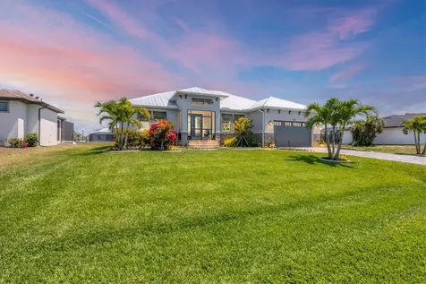 226 W Pine Valley Lane Rotonda West FL 33947
