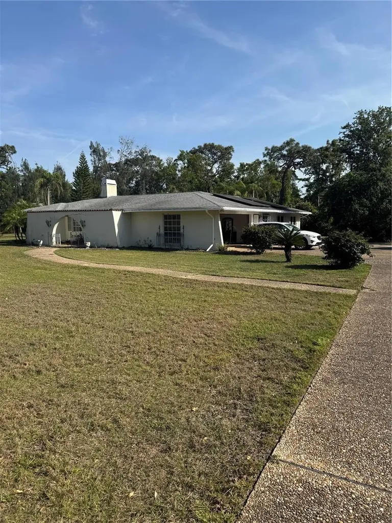 3052 51st Street Sarasota FL 34234