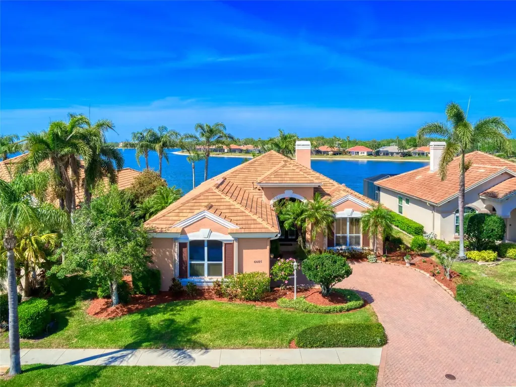 6605 Waters Edge Way Lakewood Ranch FL 34202