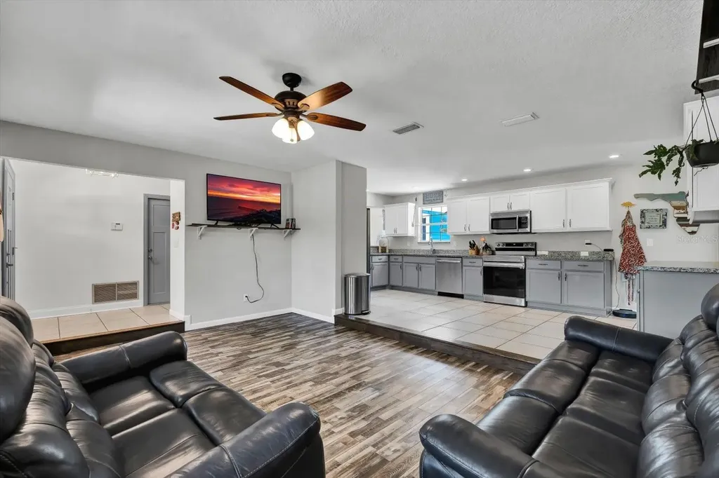 245 Country Circle Drive E Port Orange FL 32128