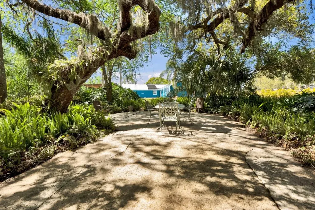 245 Country Circle Drive E Port Orange FL 32128