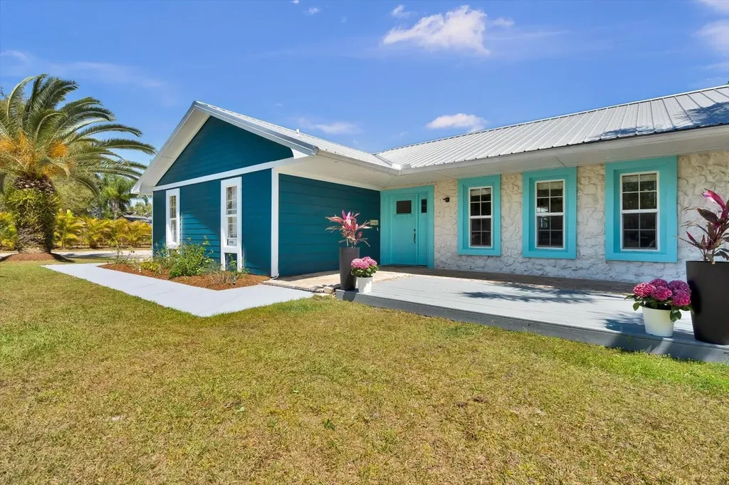 245 Country Circle Drive E Port Orange FL 32128