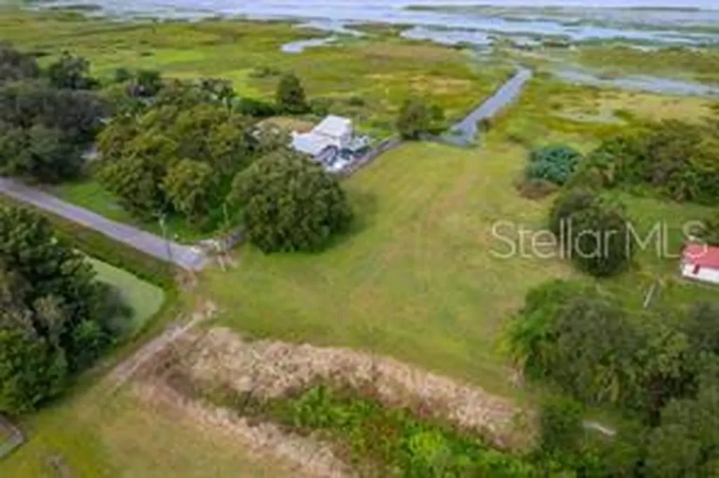 2930 Tohopekaliga Drive St Cloud FL 34772