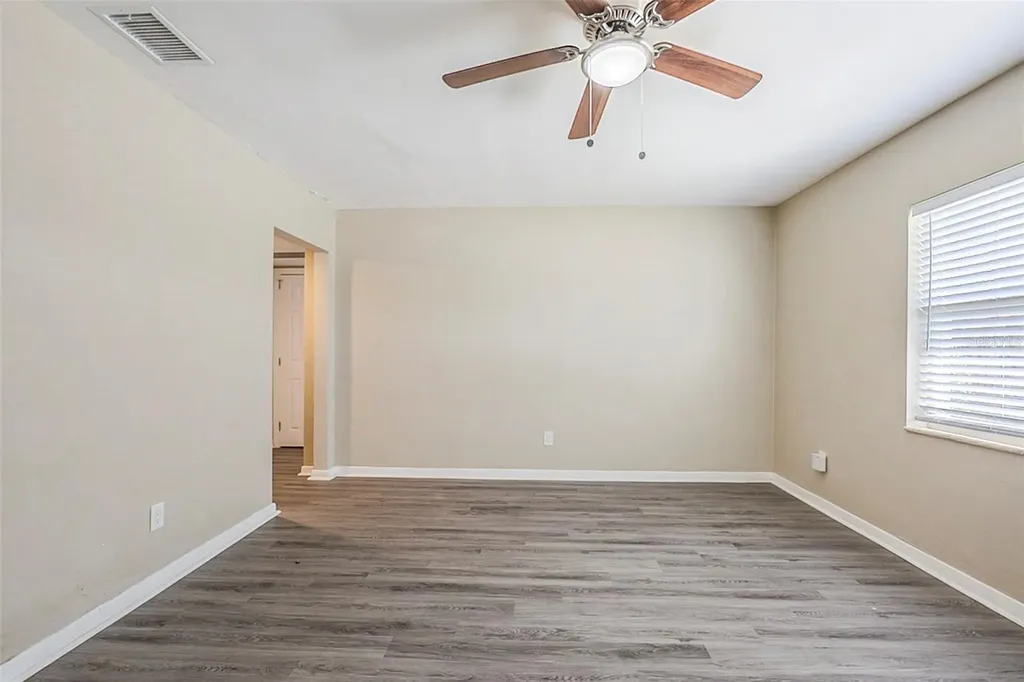 3645 6th Street S St Petersburg FL 33705