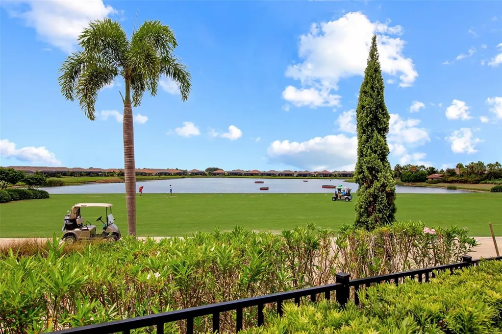 13823 Messina Loop Bradenton FL 34211