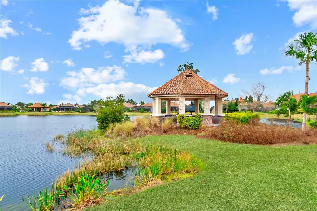 13823 Messina Loop Bradenton FL 34211