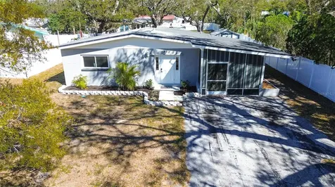 813 Helena Drive Largo FL 33770