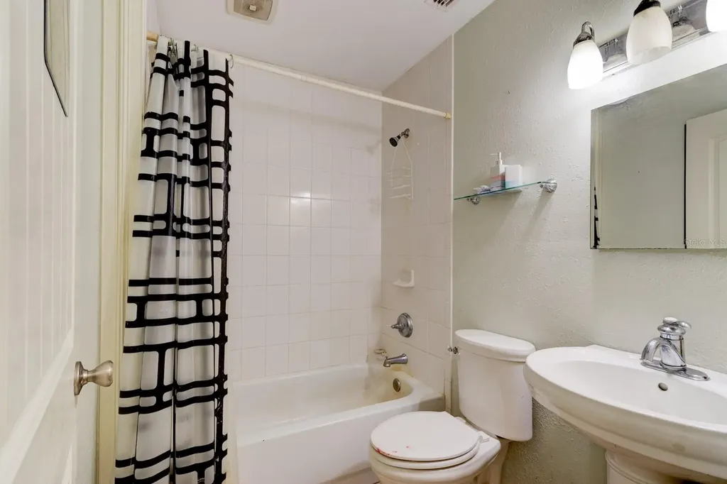 9 Shadow Lane Ormond Beach FL 32174