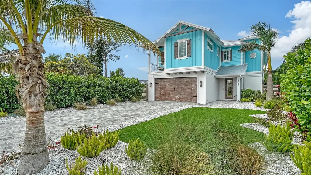 5930 Briarwood Avenue Sarasota FL 34231