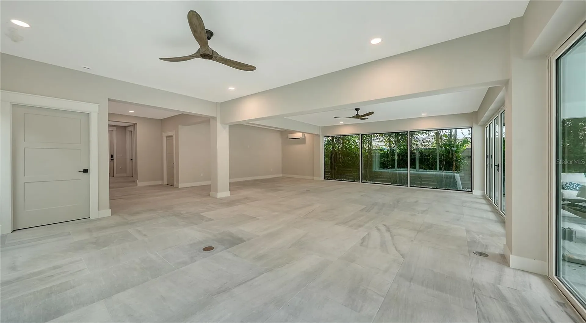 5930 Briarwood Avenue Sarasota FL 34231