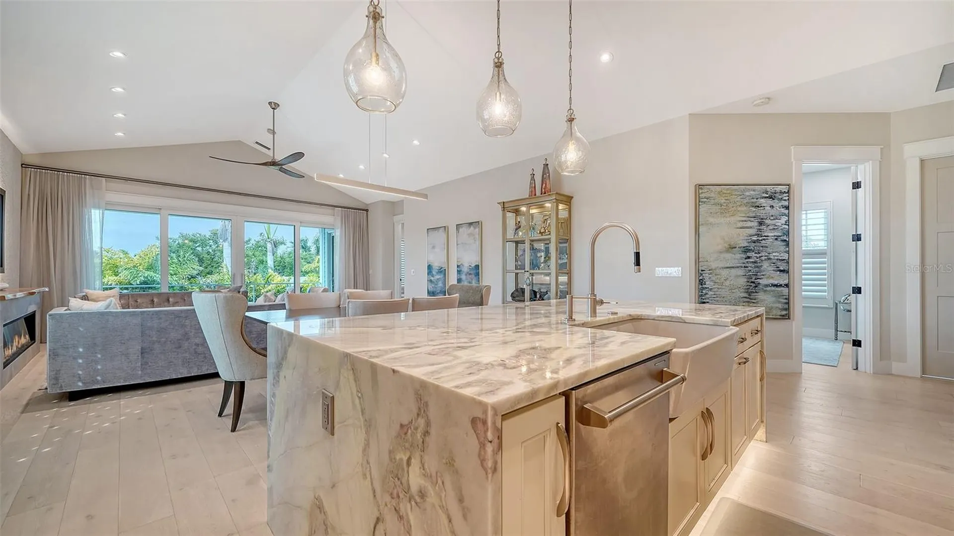 5930 Briarwood Avenue Sarasota FL 34231