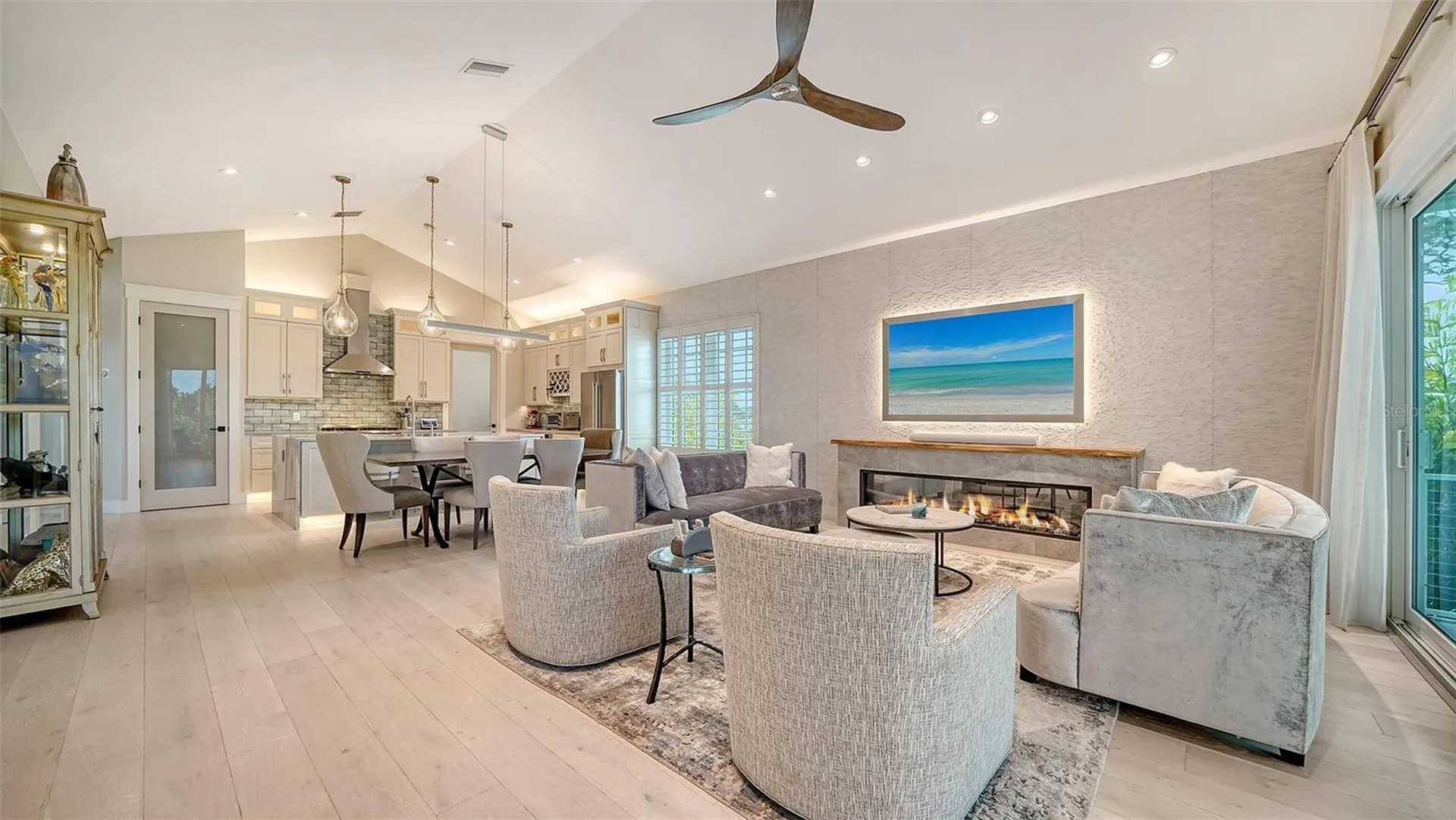 5930 Briarwood Avenue Sarasota FL 34231