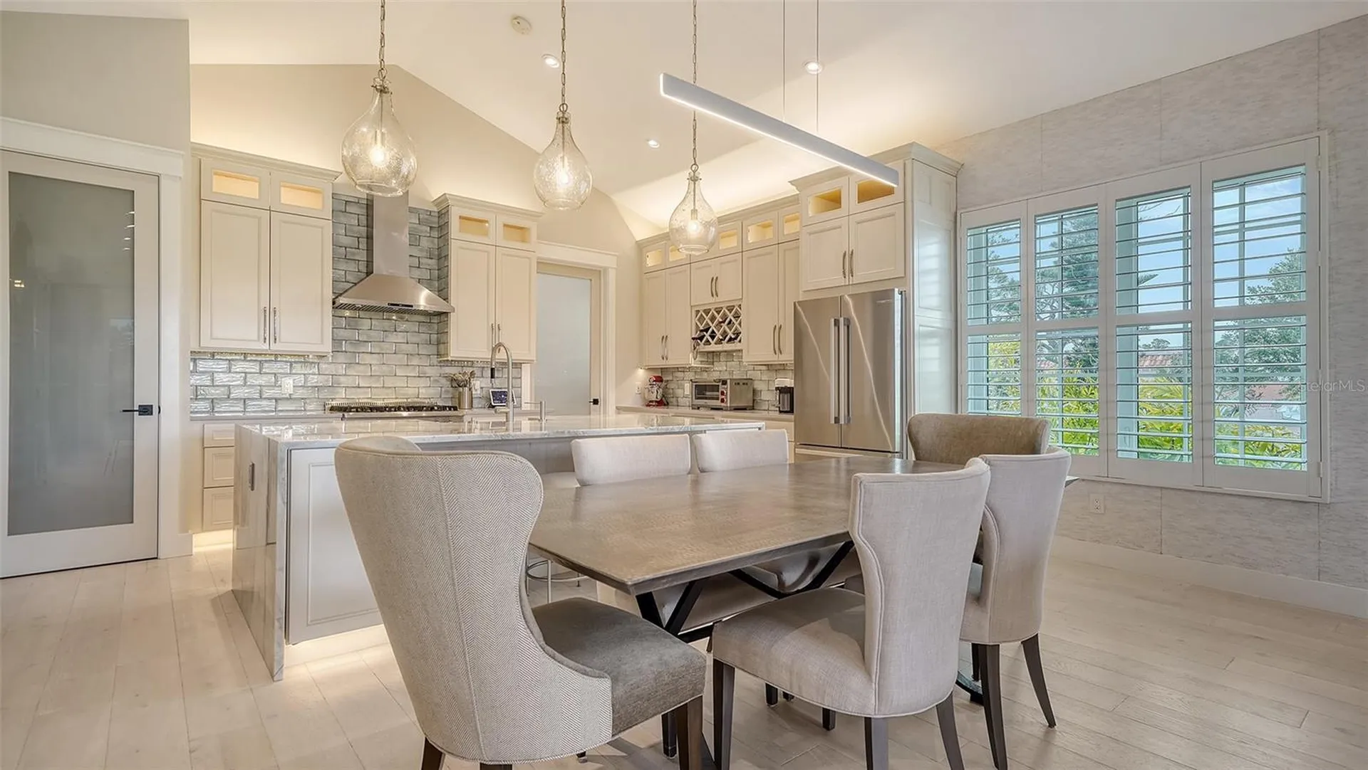 5930 Briarwood Avenue Sarasota FL 34231