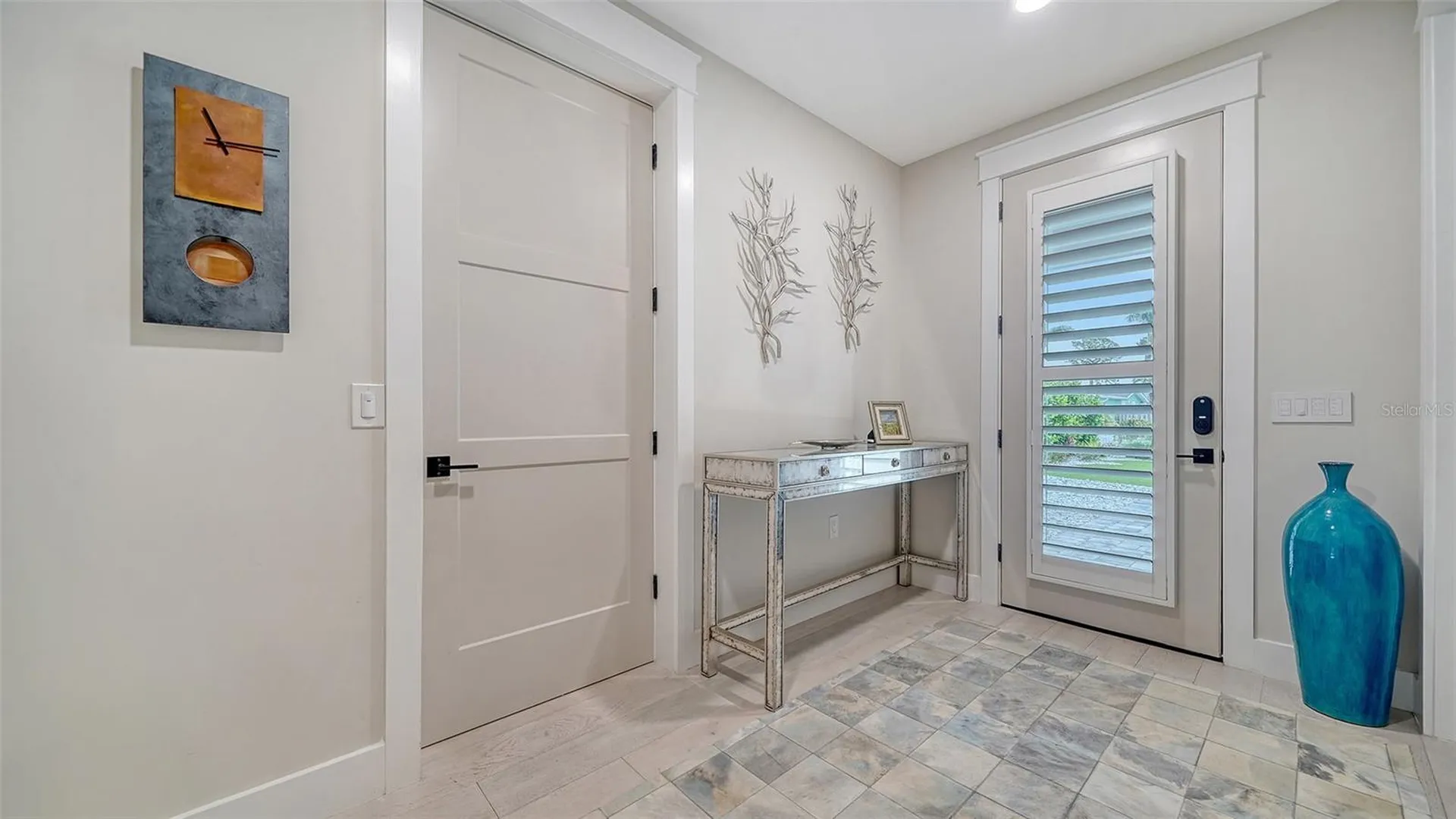 5930 Briarwood Avenue Sarasota FL 34231