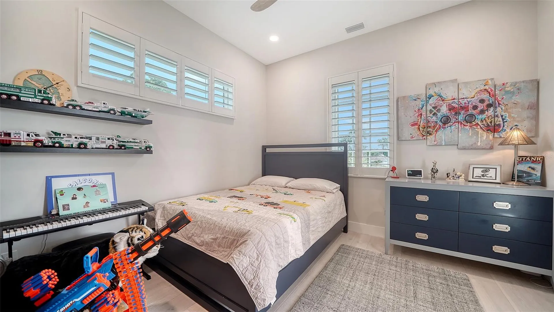 5930 Briarwood Avenue Sarasota FL 34231