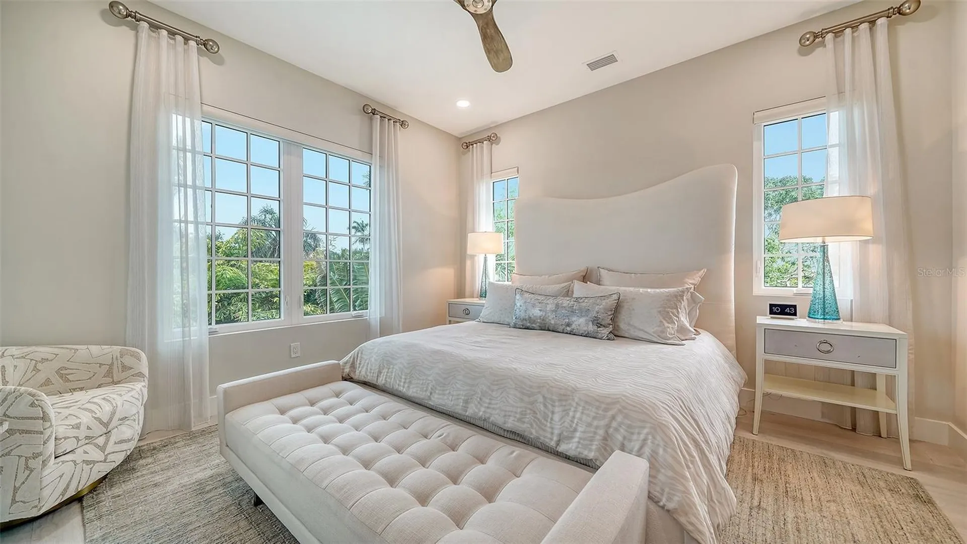 5930 Briarwood Avenue Sarasota FL 34231