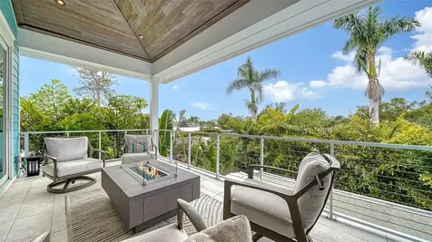 5930 Briarwood Avenue Sarasota FL 34231