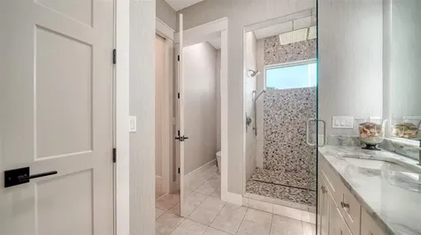 5930 Briarwood Avenue Sarasota FL 34231
