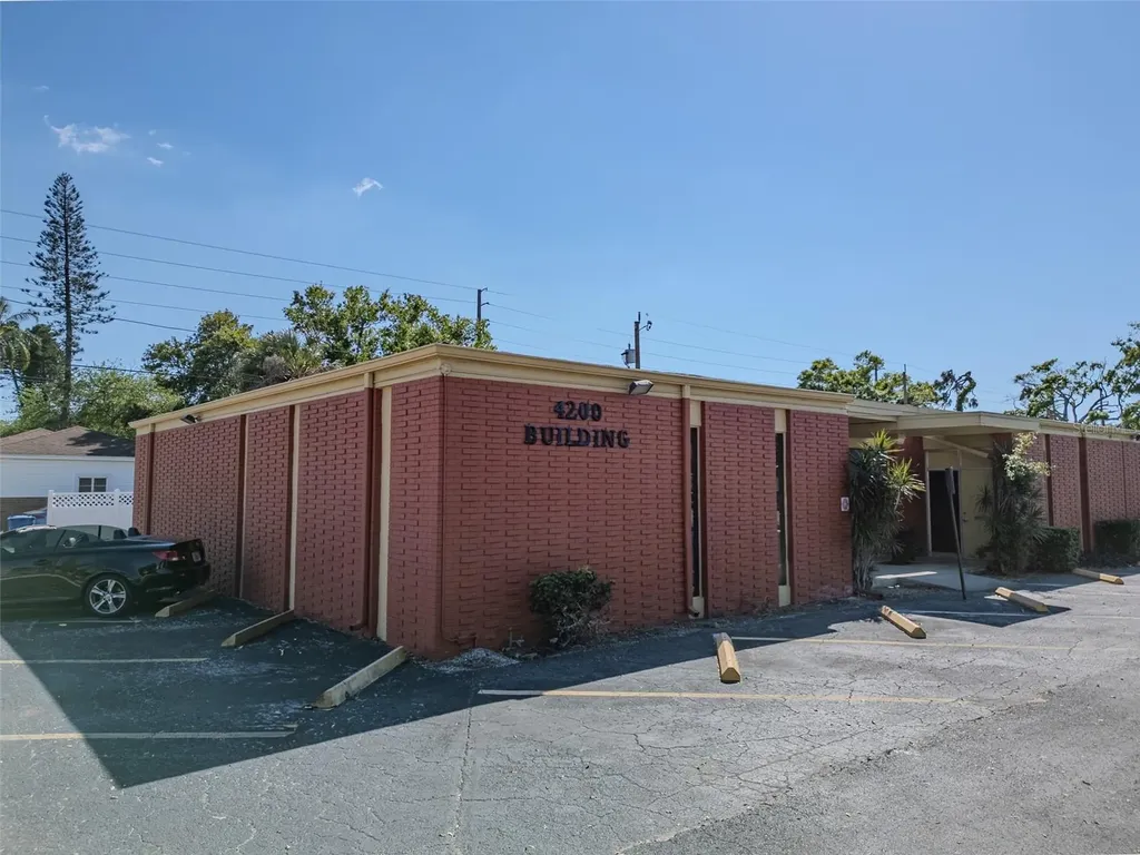 4200 Central Avenue S St Petersburg FL 33711