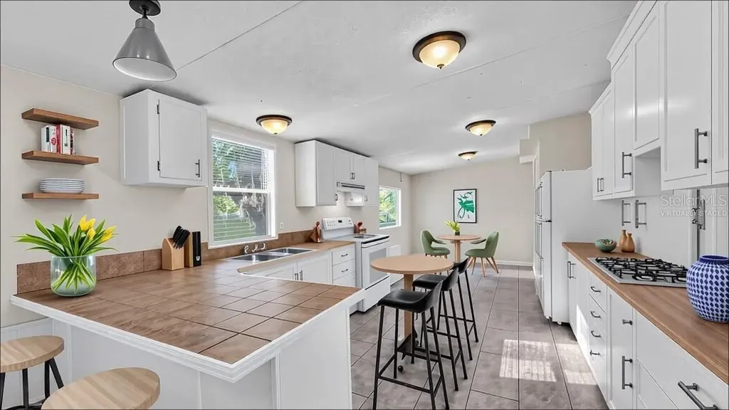 8638 Gibson Oaks Drive Lakeland FL 33809