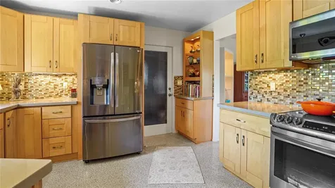5670 11th Street S St Petersburg FL 33705