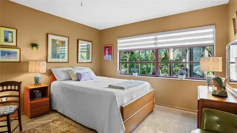 5670 11th Street S St Petersburg FL 33705