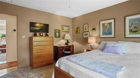 5670 11th Street S St Petersburg FL 33705