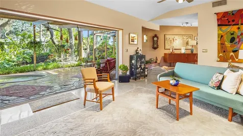 5670 11th Street S St Petersburg FL 33705