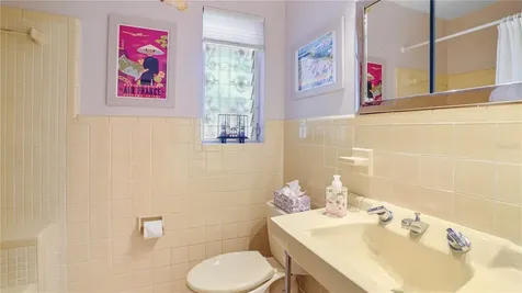 5670 11th Street S St Petersburg FL 33705