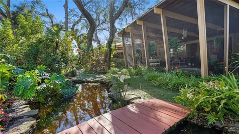 5670 11th Street S St Petersburg FL 33705