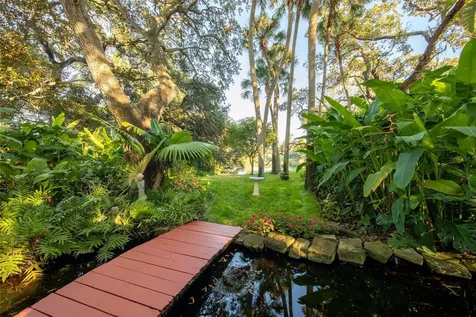 5670 11th Street S St Petersburg FL 33705