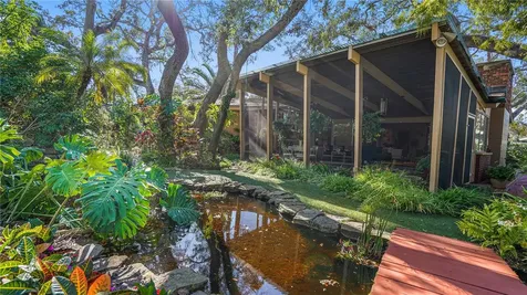 5670 11th Street S St Petersburg FL 33705
