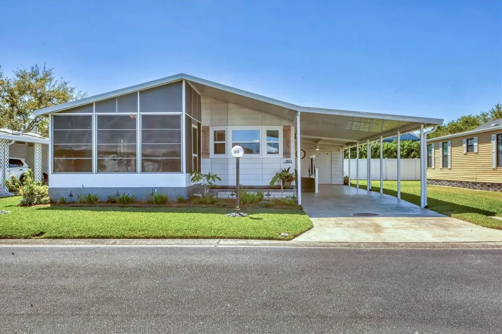 5707 45th Street E Bradenton FL 34203