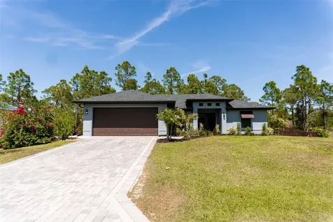 1502 W 9th Street Lehigh Acres FL 33972