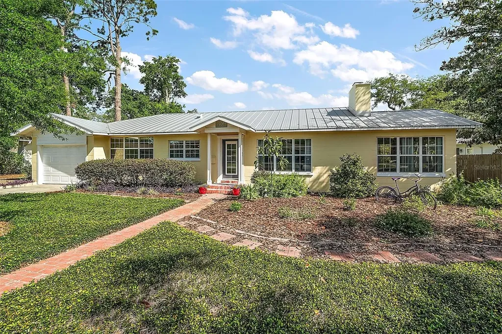 2301 Washington Road Mount Dora FL 32757