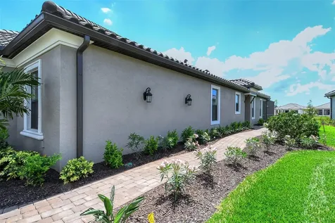 4708 Motta Court Bradenton FL 34211