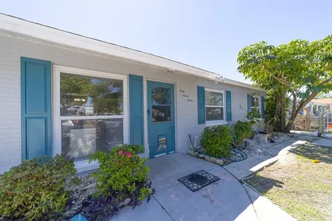 6712 W Clifton Street Tampa FL 33634