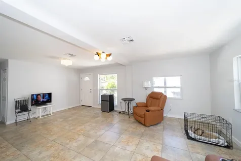 6712 W Clifton Street Tampa FL 33634