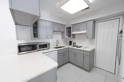 6712 W Clifton Street Tampa FL 33634