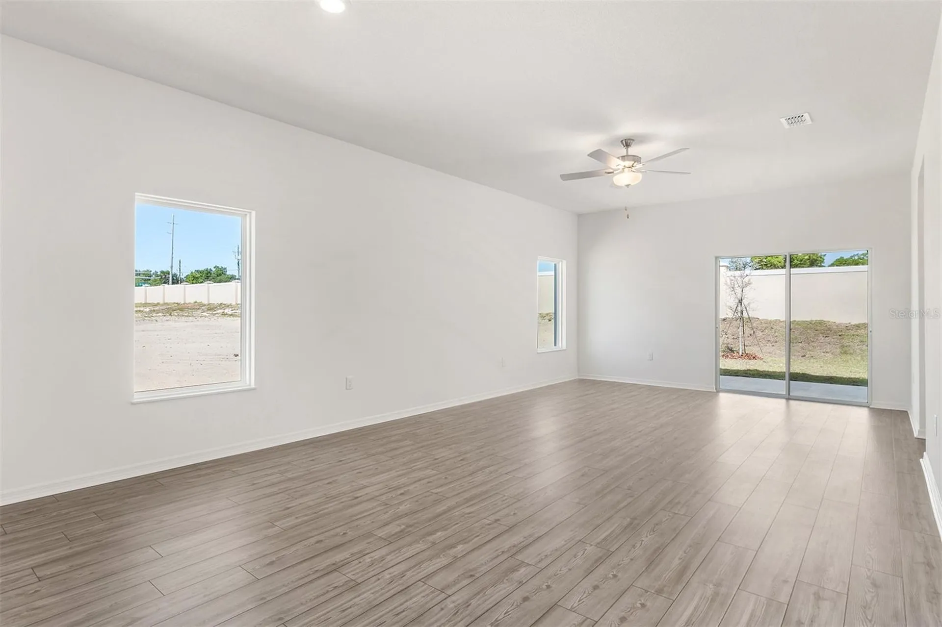 1802 White Elephant Loop Winter Haven FL 33884