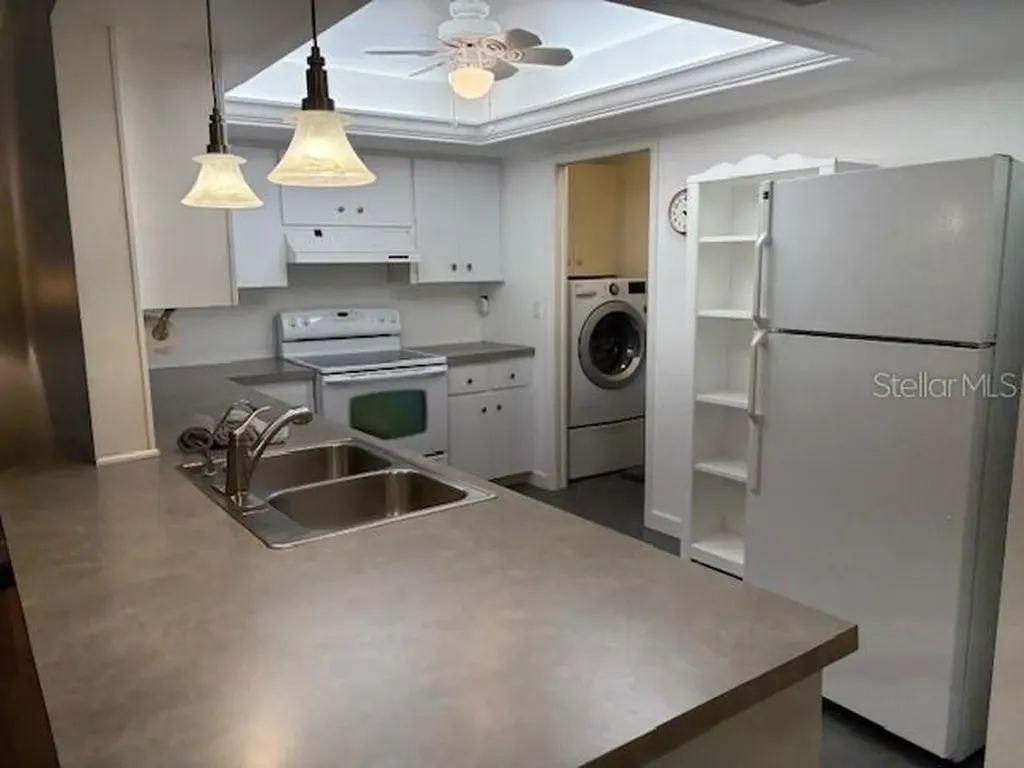 7205 Wood Creek Drive Sarasota FL 34231