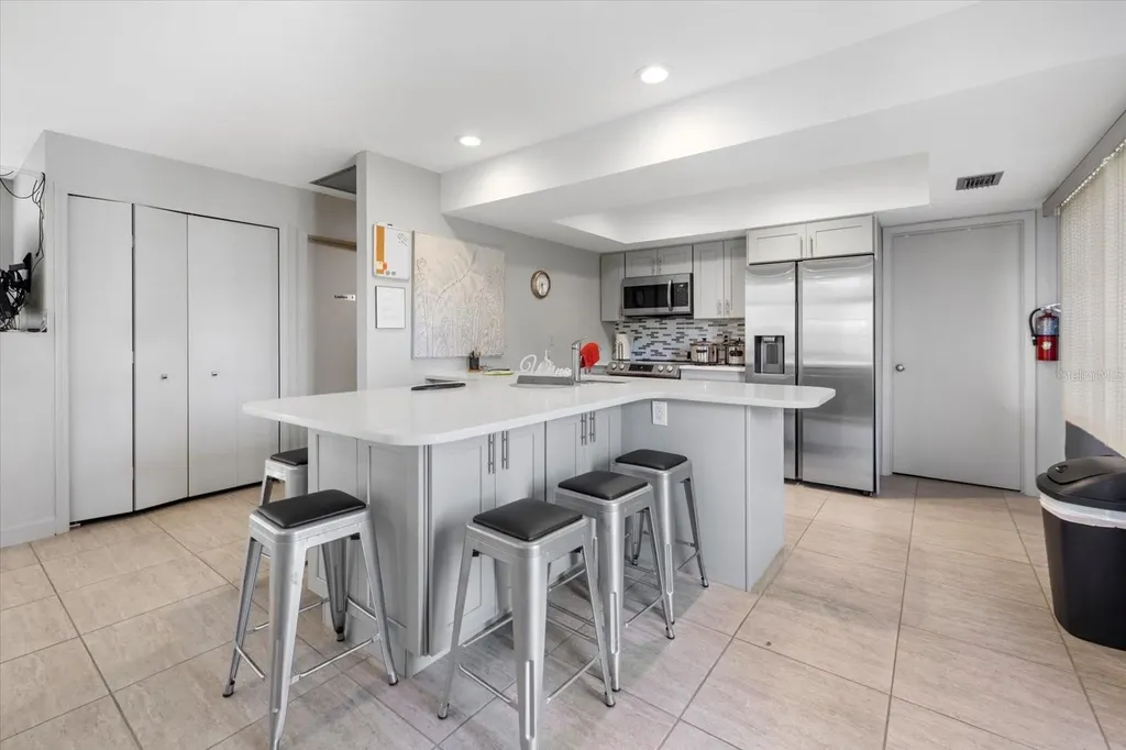 7205 Wood Creek Drive Sarasota FL 34231