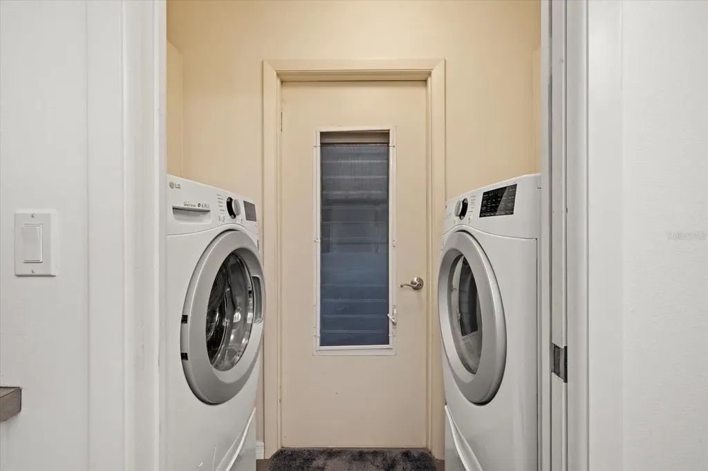 7205 Wood Creek Drive Sarasota FL 34231